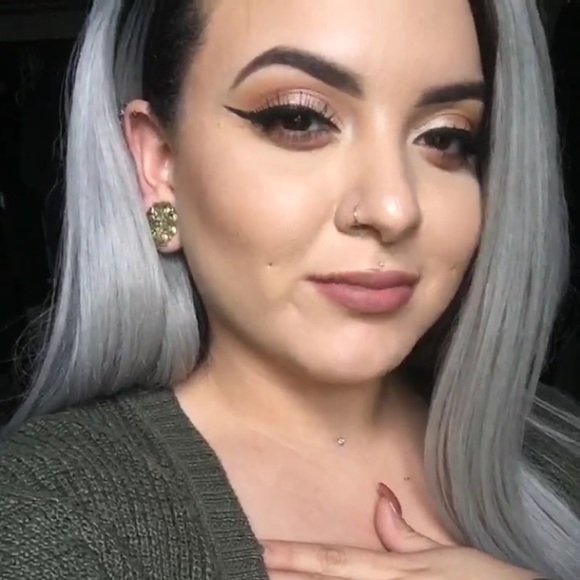 Meet your Posher, Sharlene - Picture 1 of 1